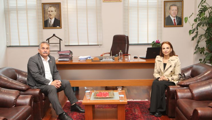 Yeni İlçe Sağlık Müdürünü Ağırladı