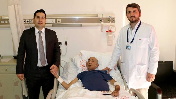 65 yaşındaki hasta, zorlu bir tümörden kurtarıldı