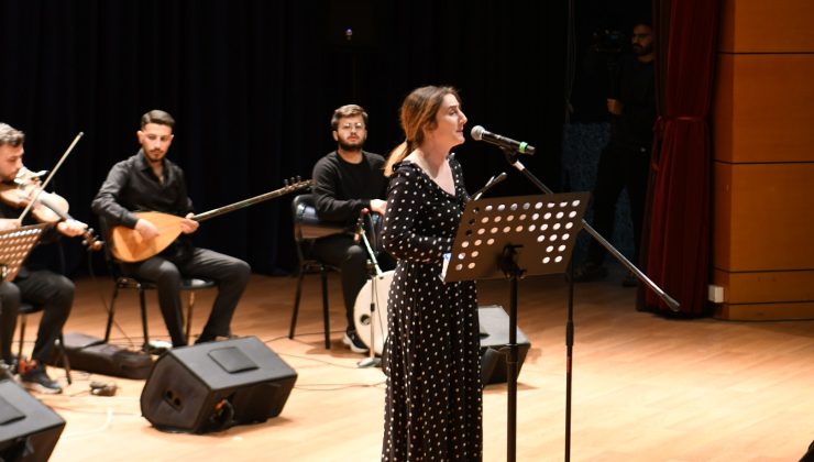 SAÜ’den Geleceğin Öğretmen Adaylarına Kutlama