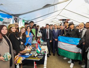 Arifiye’de Uluslararası öğrenciler kültürlerini tanıttı