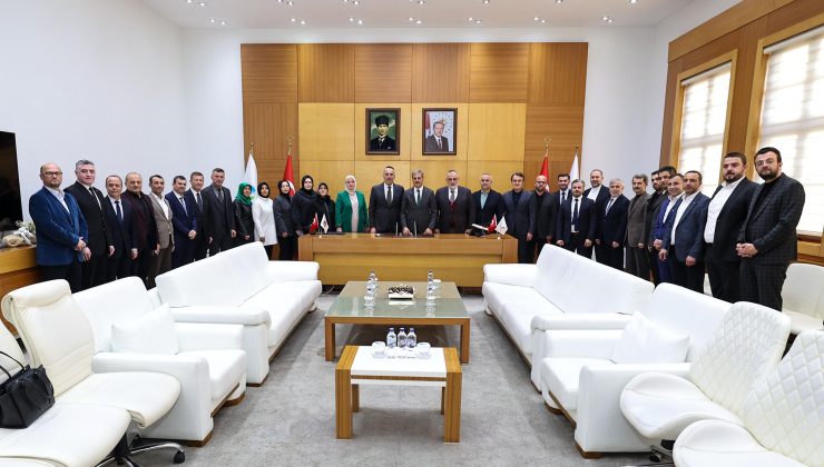 Başkan Yusuf Alemdar, İl Başkanı Tever ve yönetimini ağırladı