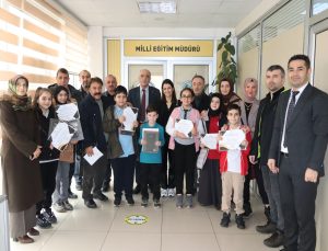 Arifiye’de İl ve İlçe Birincisi Öğrenciler Ödüllendirildi
