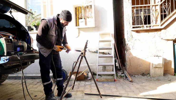 Büyükşehir 300 haneyi doğalgazla buluşturuyor