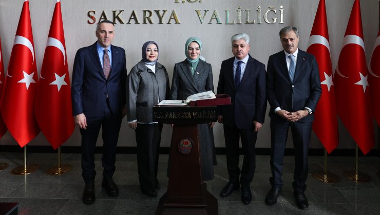 Bakan Mahinur Özdemir Göktaş, bir dizi ziyaret için  Sakarya’ya geldi.