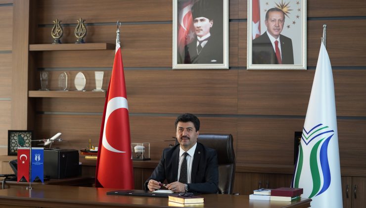 Rektör Sarıbıyık’tan 2025 yılı mesajı