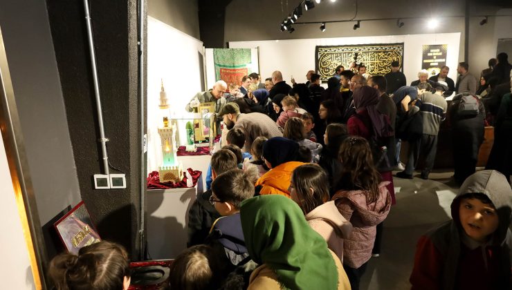Mukaddes Emanetler ziyarete açıldı