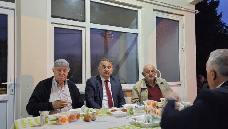 Türkçaybaşı Mahallesi’nde iftara katıldı