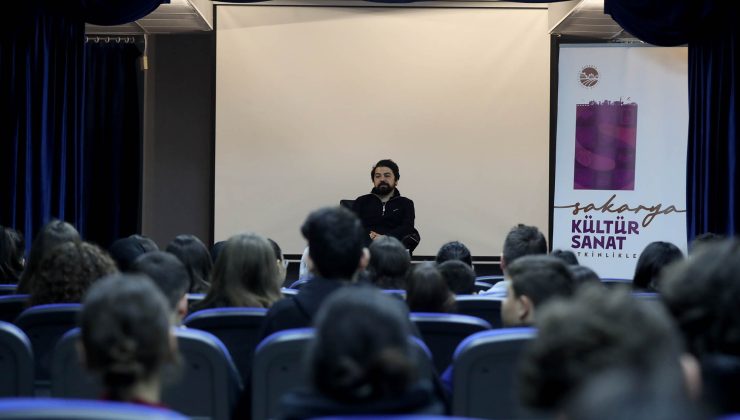 “Roman dünyamızın duygusal ve sosyal labirentine ayna tutar”