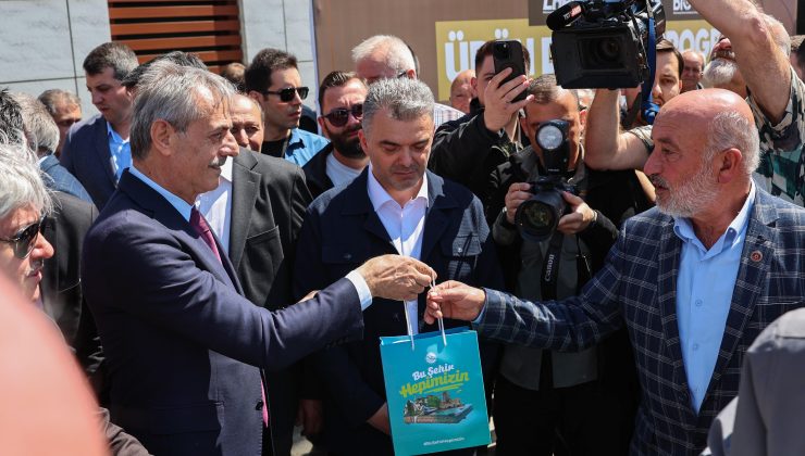 KOKARCA’ya karşı üretilen yerli feromon tuzak “tutSAK” çiftçiye ulaştı