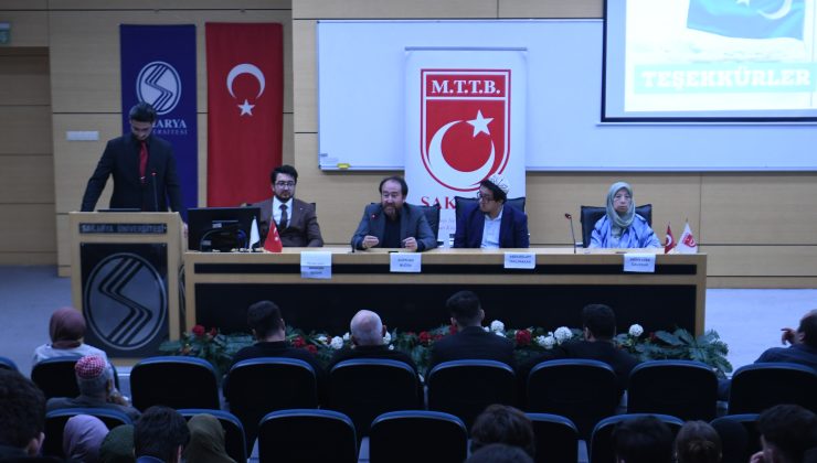 Sakarya Üniversitesinde Doğu Türkistan Paneli Düzenlendi