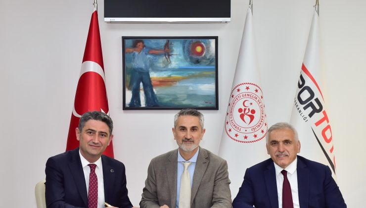 Sakarya’ya Yeni Spor Yatırımları: Gençlik ve Spor Bakanlığı Protokolü İmzalandı