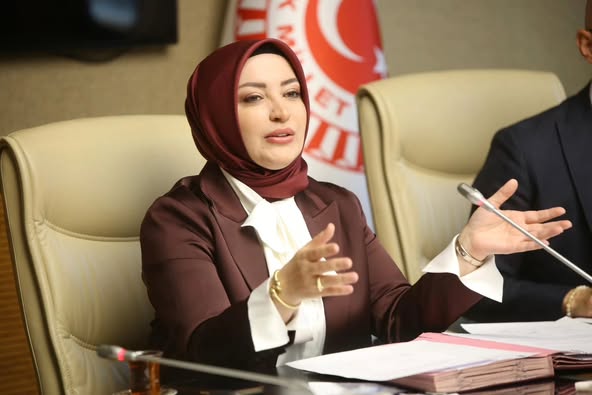 Çiğdem Erdoğan KEFEK Başkanlığında güven tazeledi