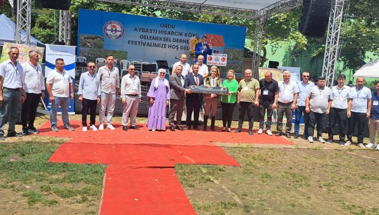 Hisarcık Köyünün Geleneksel Piknik Şölenine katıldı
