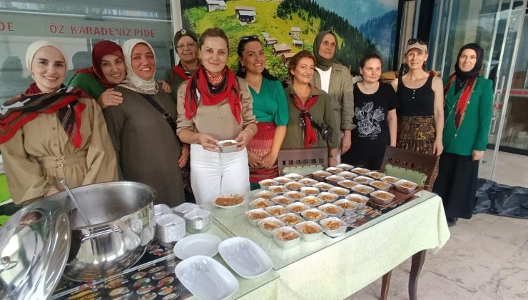 Trabzonlular derneğinden  Aşure İkramı