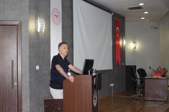 SEAH Başhekimi Prof. Dr. Fikret Halis’ten duygusal veda