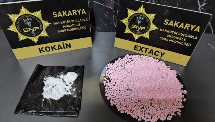 Bekirpaşa Gişeleri’nde uyuşturucuyla yakalandılar