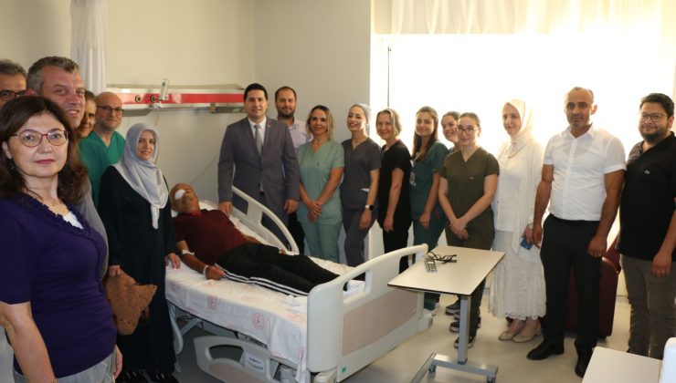 “Vitrektomi” ameliyatı başarıyla gerçekleştirildi