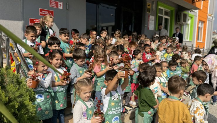 Doğa sevgisi minik kalplerde filizleniyor