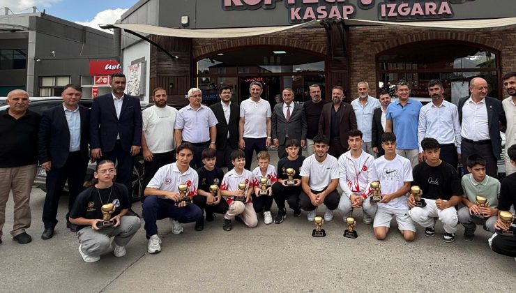 AKBURAK Spor Kulübünün Geleneksel Ödül Töreni gerçekleşti