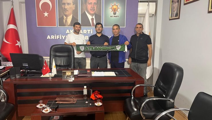 Arifiye Atılgan Spor Kulübünden Başkan Yeşilyurt’a ziyaret