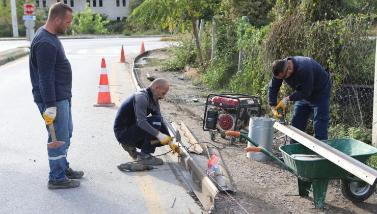 Funda Caddesi’nde kaldırım yapım çalışmaları başladı.