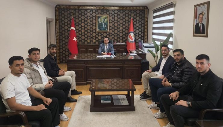 Arifiye Ak Gençlikten Kaymakam Pınar’a ziyaret