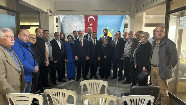 İYİ Parti Arifiye’de Başkan İrfan Ömür Güven tazeledi