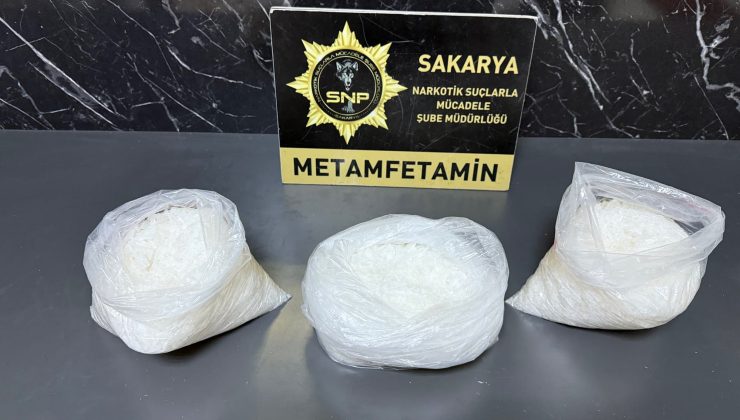 Sakarya’ya uyuşturucu madde sevkiyatı yapacaklardı!