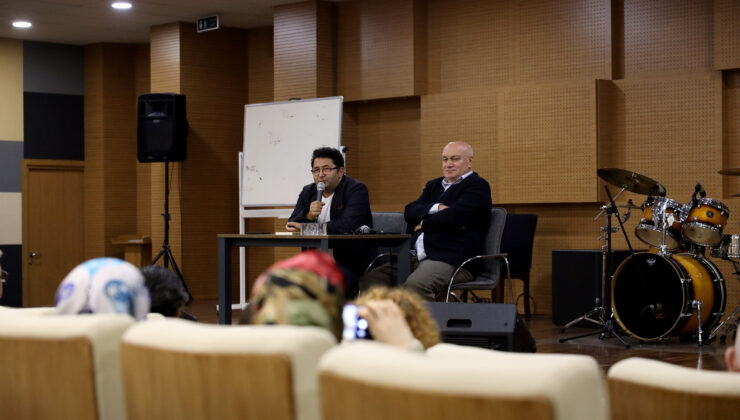 Tarih Atölyesi Prof. Dr. Ahmet Taşağıl’ın konuk olduğu programla başladı