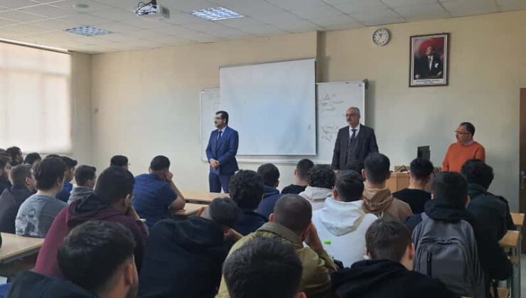 Arifiye MYO’da Bilgilendirme Etkinliği Düzenlendi