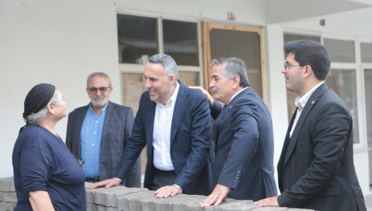 Arifiye’de Mahalle Mahalle gezdiler