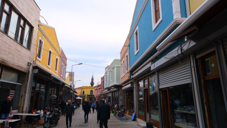 Tarihi dönüşüm, tarihi yazıtları ortaya çıkardı