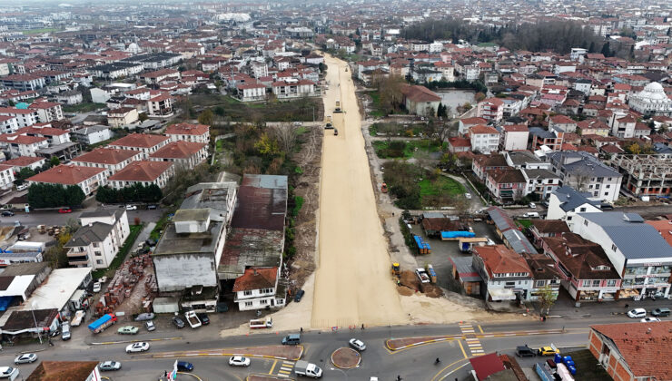 Şehir merkezinin beklediği bağlantı yolunda üstyapı çalışmalarına geçildi