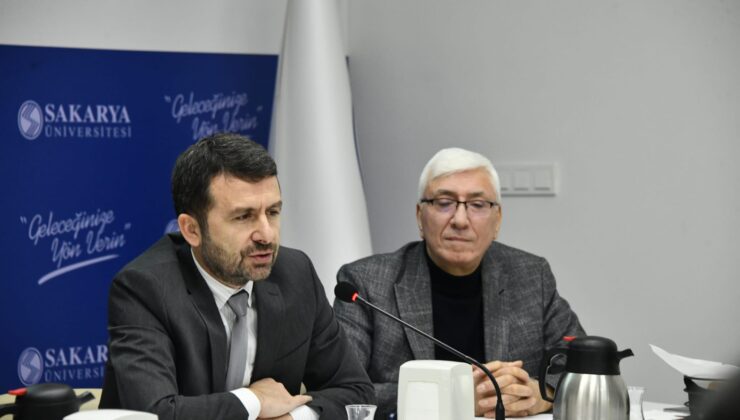 SAÜ İletişimde Sektörle Masaya Oturdu