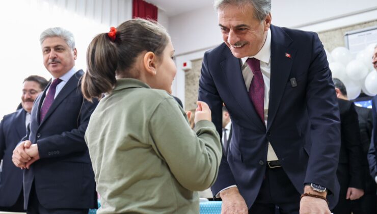 Yusuf Alemdar çocukların karne sevincini paylaştı