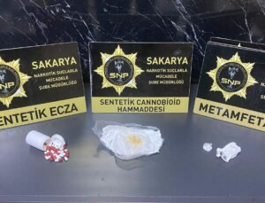 Arifiye gişelerinde durdurulan araçta zehir çıktı!