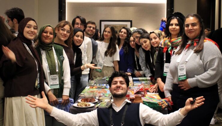 Bağımsızlık Öncüleri Zirvesi’nde yer aldılar