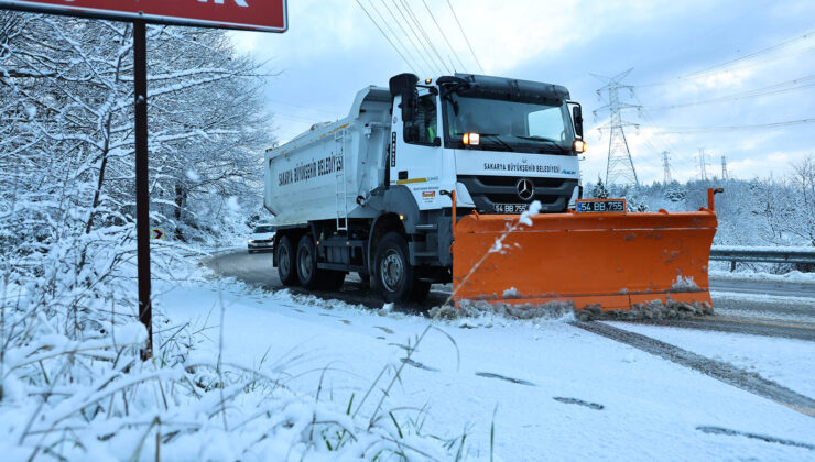 Büyükşehir karla mücadele için göreve hazır