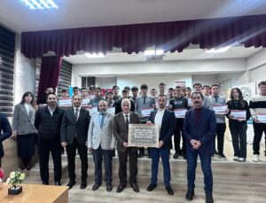 OTOKAR’DAN ÖĞRENCİLERE ELEKTRİKLİ ARAÇ VE HİDROMOBİL EĞİTİMİ