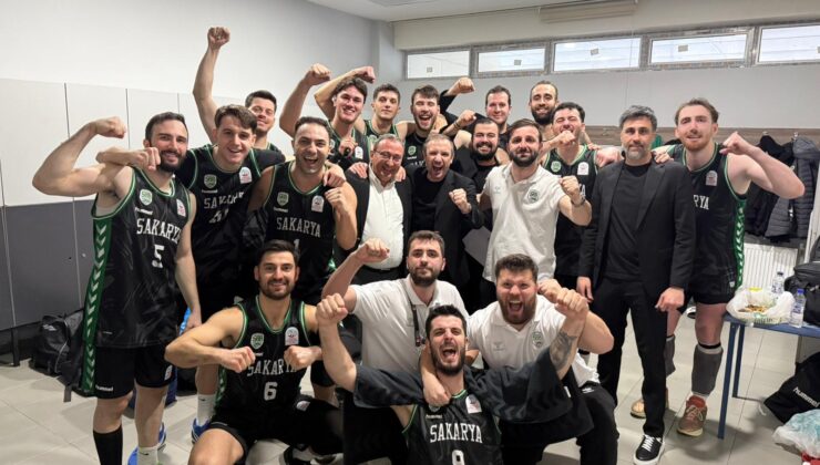 Parkede nefes kesen galibiyet: Büyükşehir Basketbol Play-Off’ta!