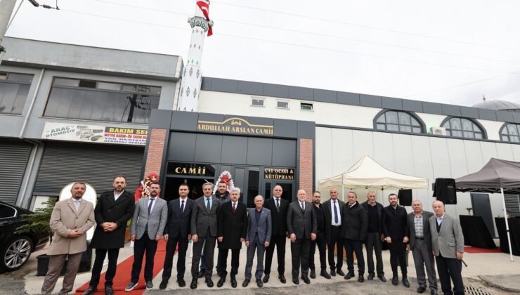 Abdullah Arslan Camii’nin açılışı dualarla gerçekleştirildi.