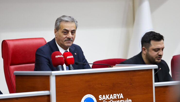 Başkan Alemdar “Birileri çelik çomak oynarken, biz hizmet üretiyoruz”