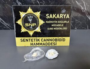 Arifiye ve Adapazarı’nda eş zamanlı narkotik operasyon