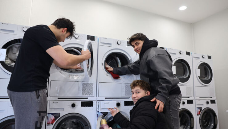 Sakarya’da üniversite öğrencisinin ‘çamaşır yıkama’ derdi bitti