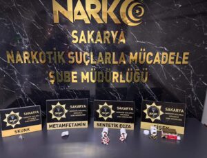 Arifiye’de zehir tacirlerine baskın!