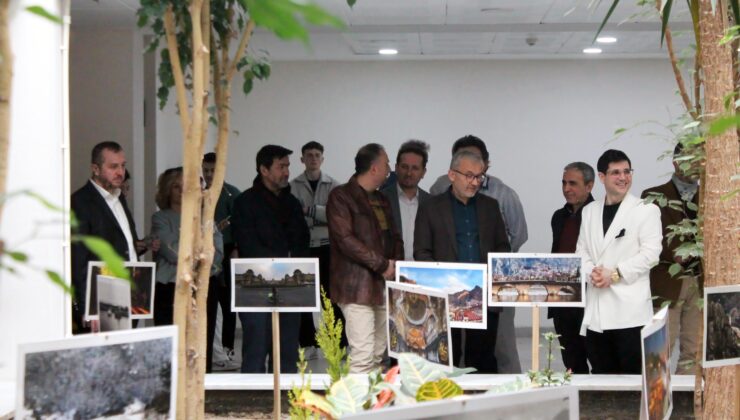 ‘Kent Düşleri’ sergisi sanatseverlerle buluştu