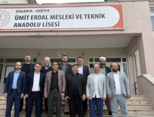 Arifiye Eğitime Destek Platformundan okullara destek ziyareti