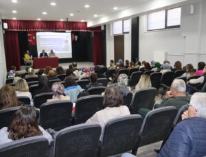 1. ve 2. Sınıf Öğretmenleriyle Değerlendirme Toplantısı Gerçekleştirildi