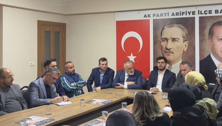 AK Parti Arifiye’de Haftalık Olağan Yönetim Kurulu Toplantısı gerçekleşti