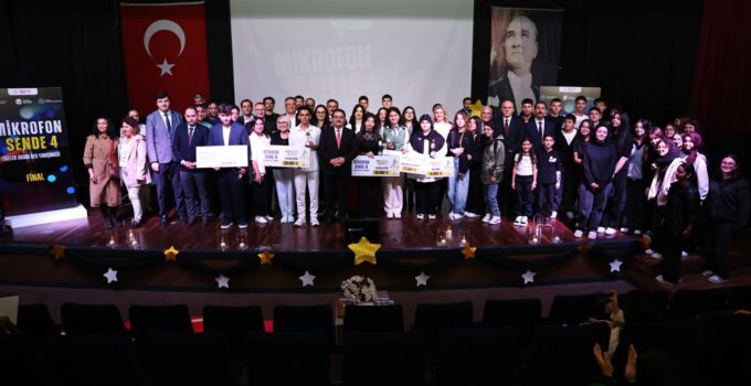 “Mikrofon Sende 4” Yarışmasında Büyük Final Coşkusu Yaşandı